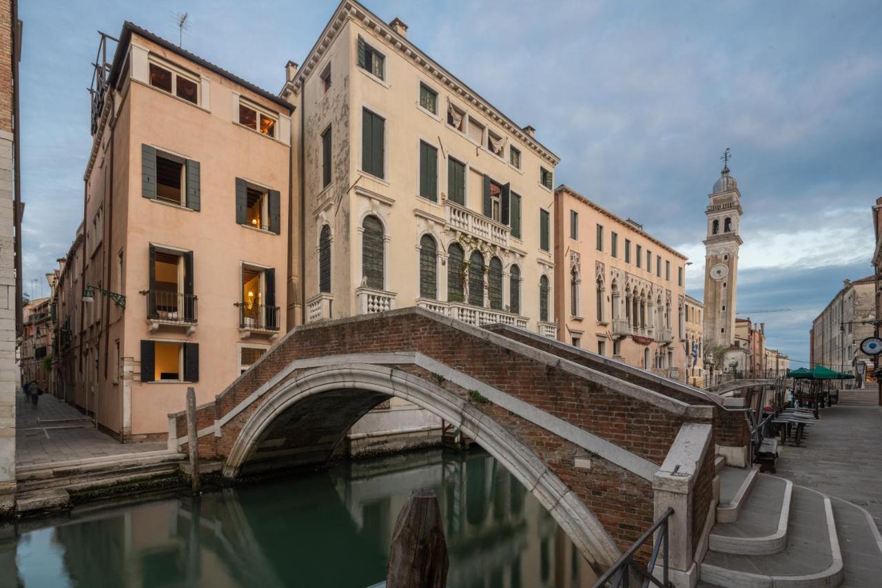Lion Palace - San Marco R&R Venedig Exteriör bild